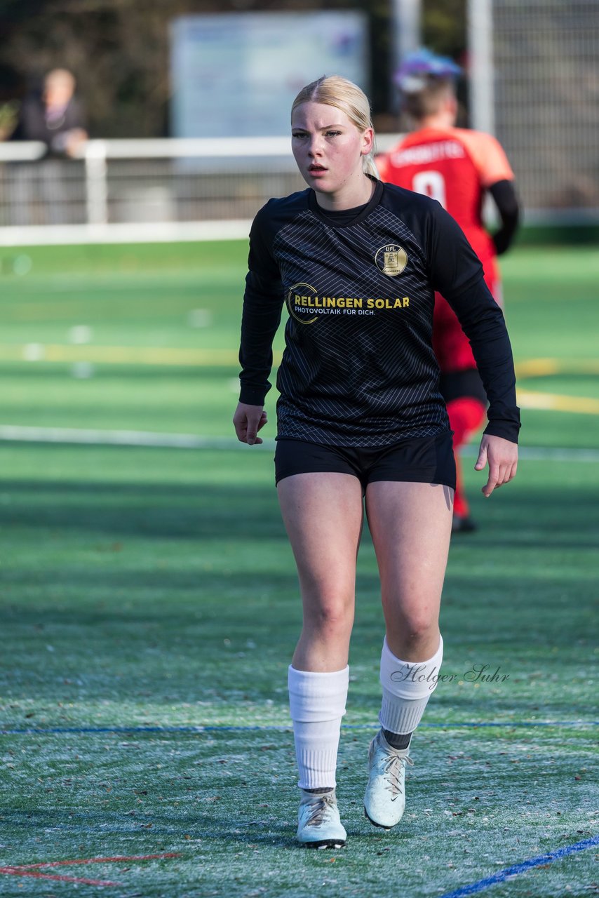 Bild 240 - wBJ VfL Pinneberg2 - Eimsbuttler TV 3 : Ergebnis: 5:0